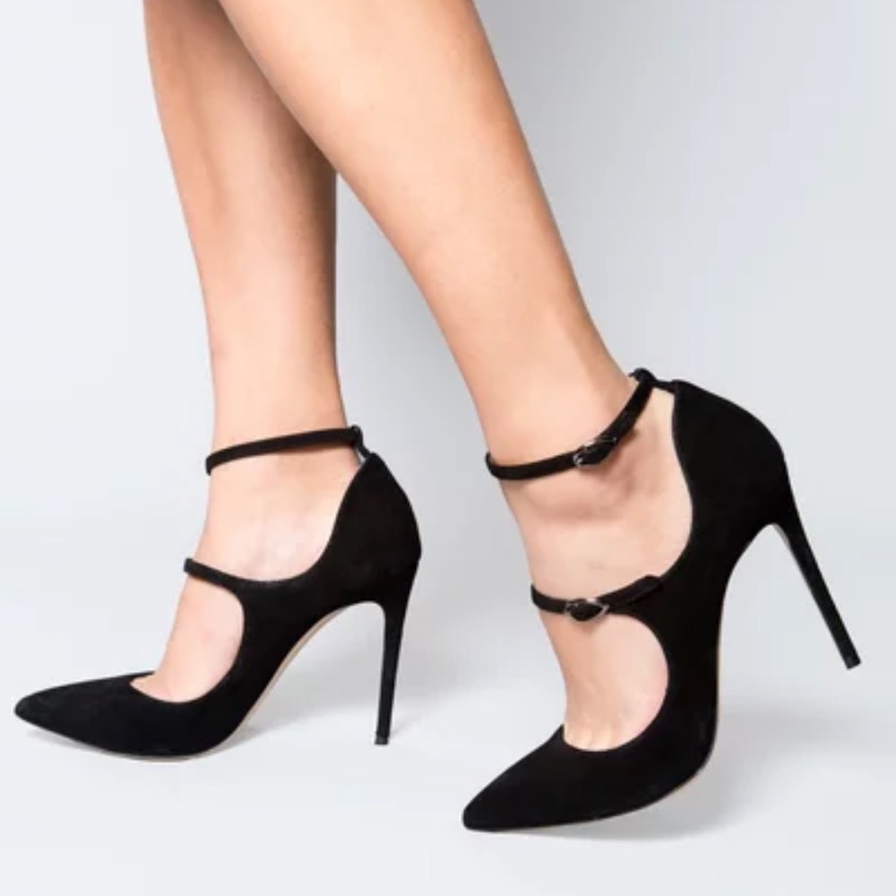 Neil j. Rodgers Cecilia size 39.5 , NWT